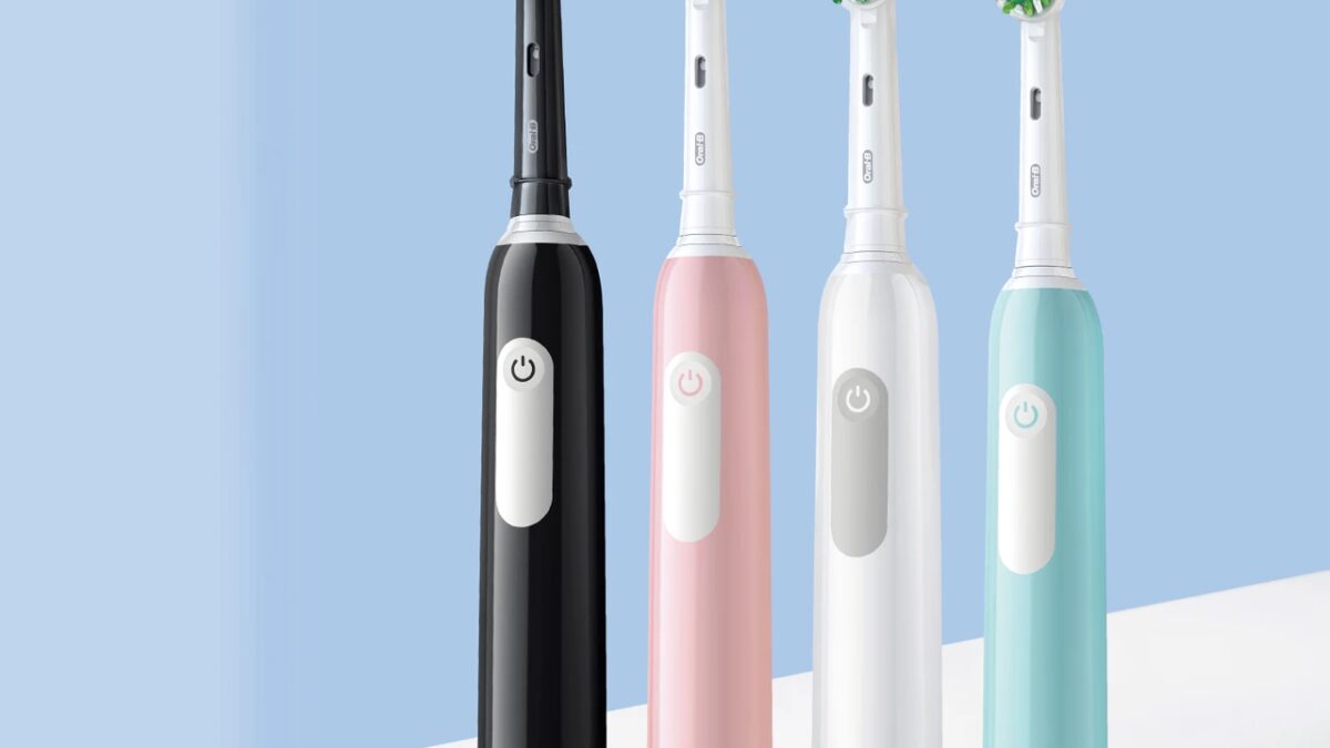 Электрическая зубная щётка Braun Oral-B с зелёной головкой