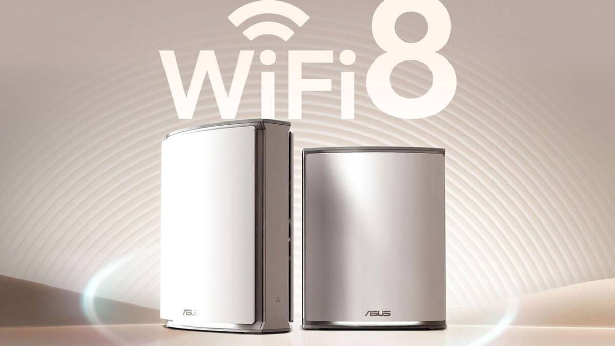 Два сетевых устройства Asus Wi-Fi 8 белое и серебряное