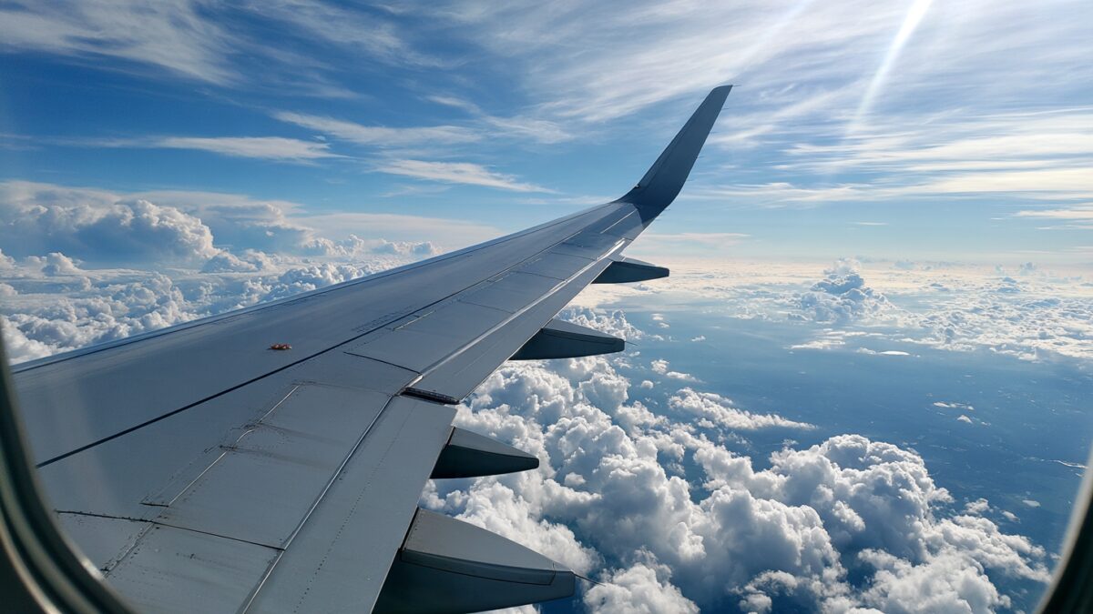 EasyJet планирует подключить спутниковый интернет Starlink на рейсах 1 EasyJet планирует подключить спутниковый интернет Starlink на рейсах