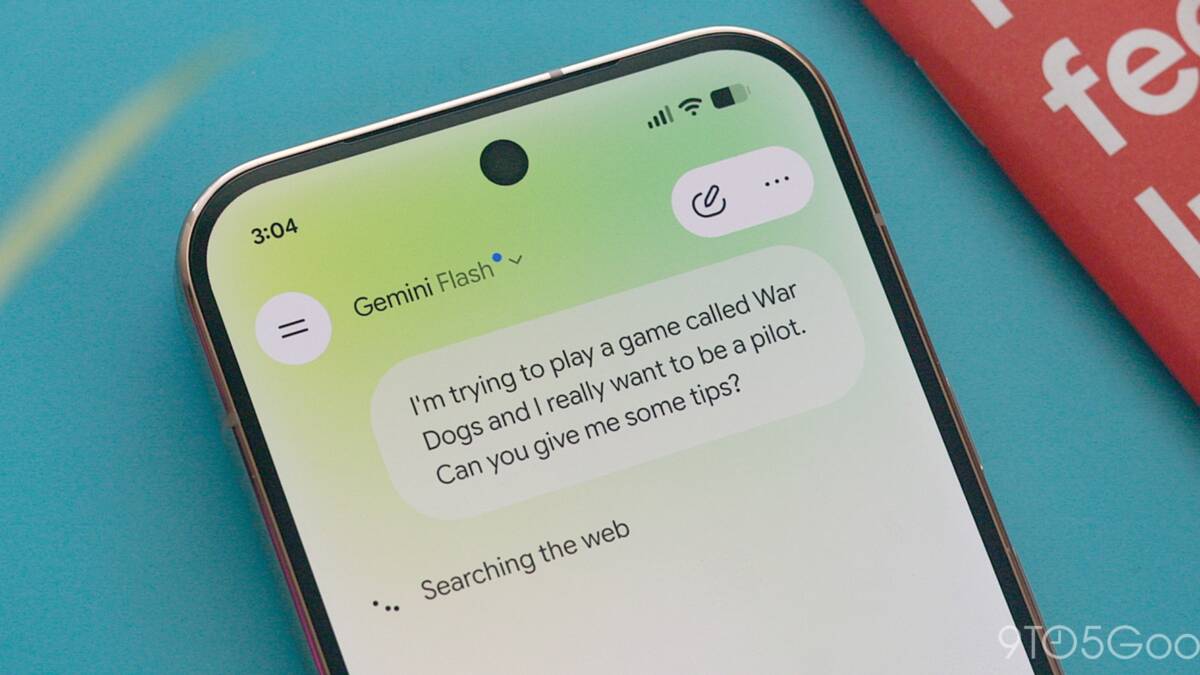 Смартфон Google Pixel 7 с экраном Gemini Flash