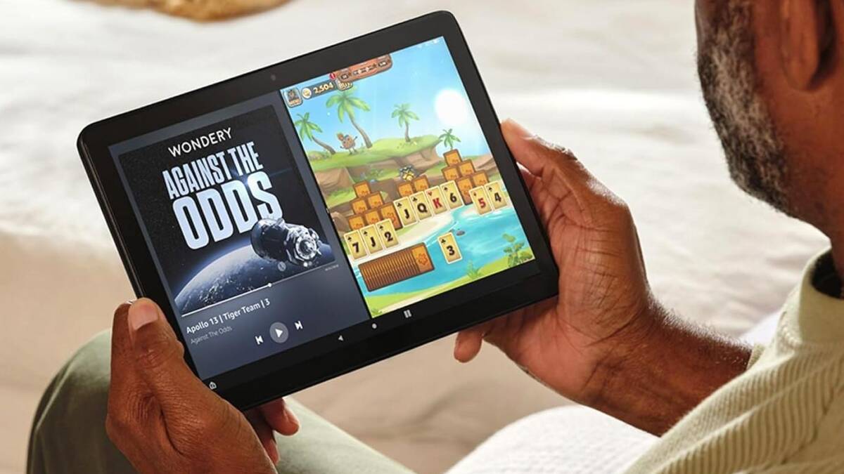 Планшет Amazon Fire HD 10 с играми и музыкой