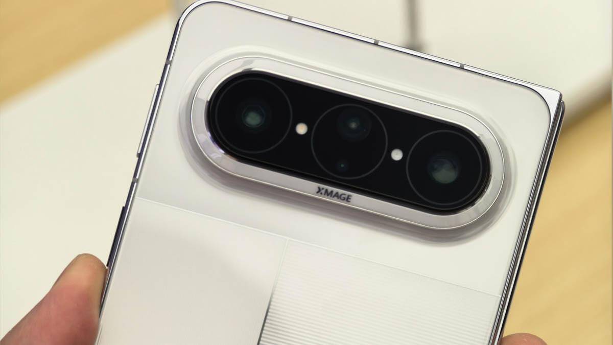 Ричард Ю сообщил о росте продаж Huawei Pura X Max на 76% за неделю