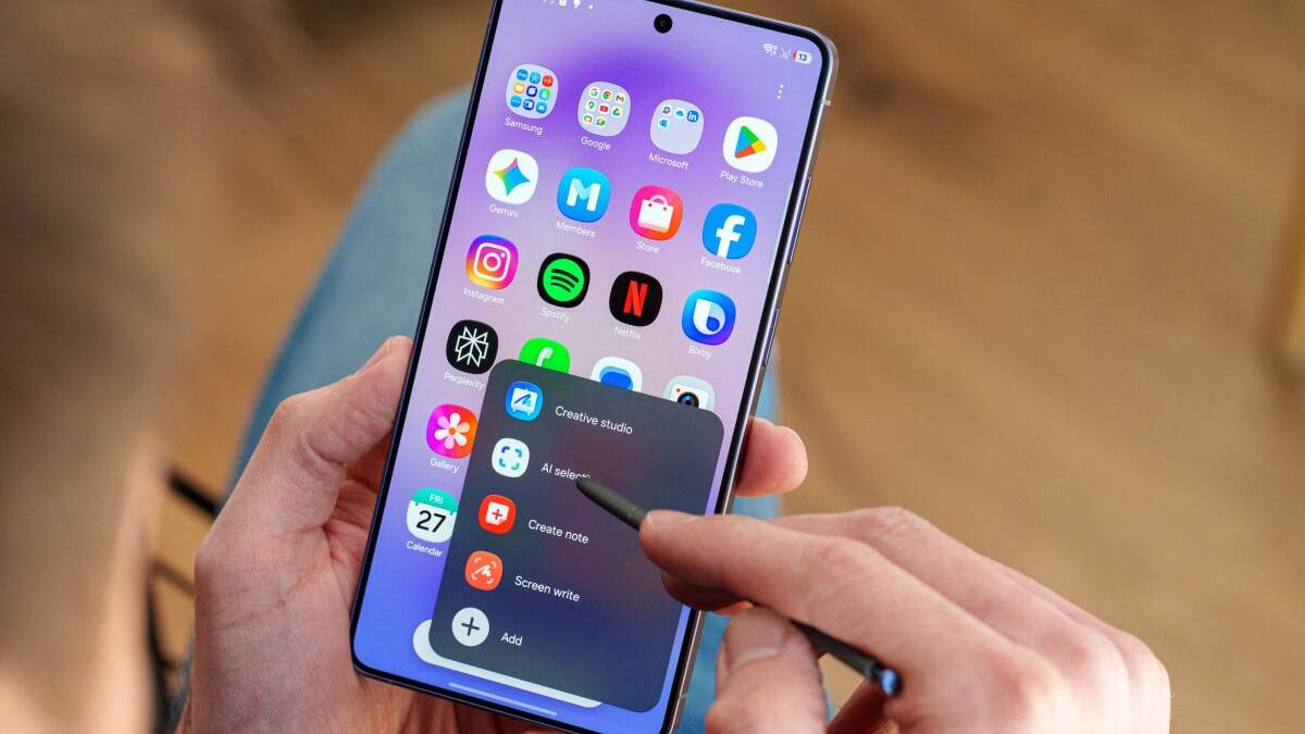 Samsung готовит для One UI 10 интерфейс, который объединит данные из разных приложений 1 Samsung готовит для One UI 10 интерфейс, который объединит данные из разных приложений