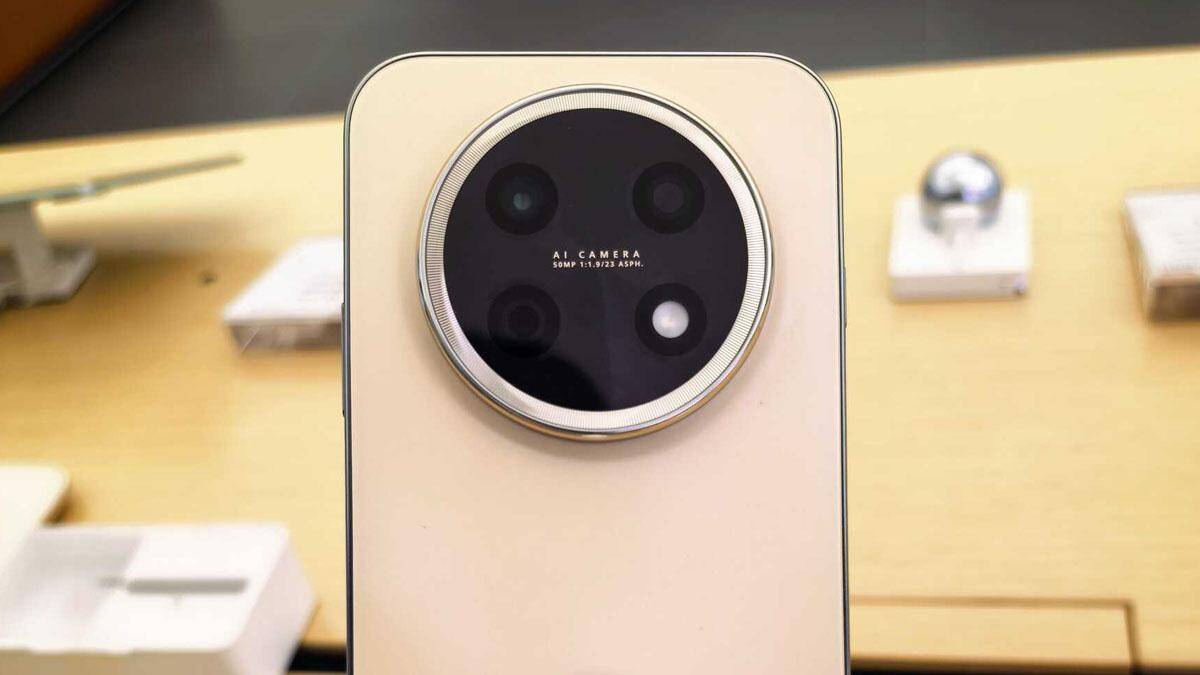 В линейке Huawei Enjoy 100 память 512 ГБ может достаться лишь Pro Max 3 Камера Huawei Enjoy 100 Pro Max с четырьмя объективами
